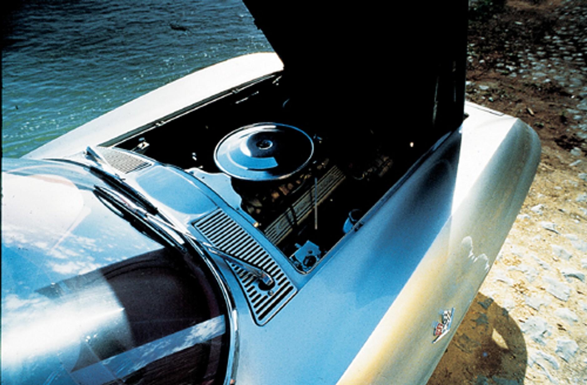 Chevrolet Corvette C2 - Rodem z morskich głębin