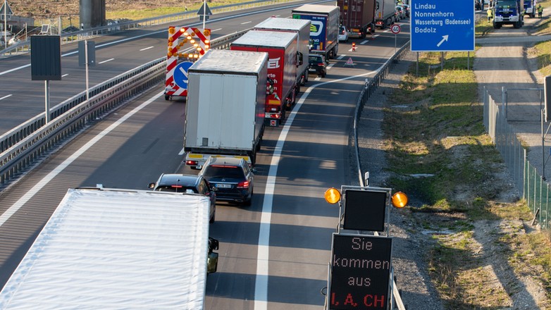 Niemiecka autostrada - zdjęcie ilustracyjne
