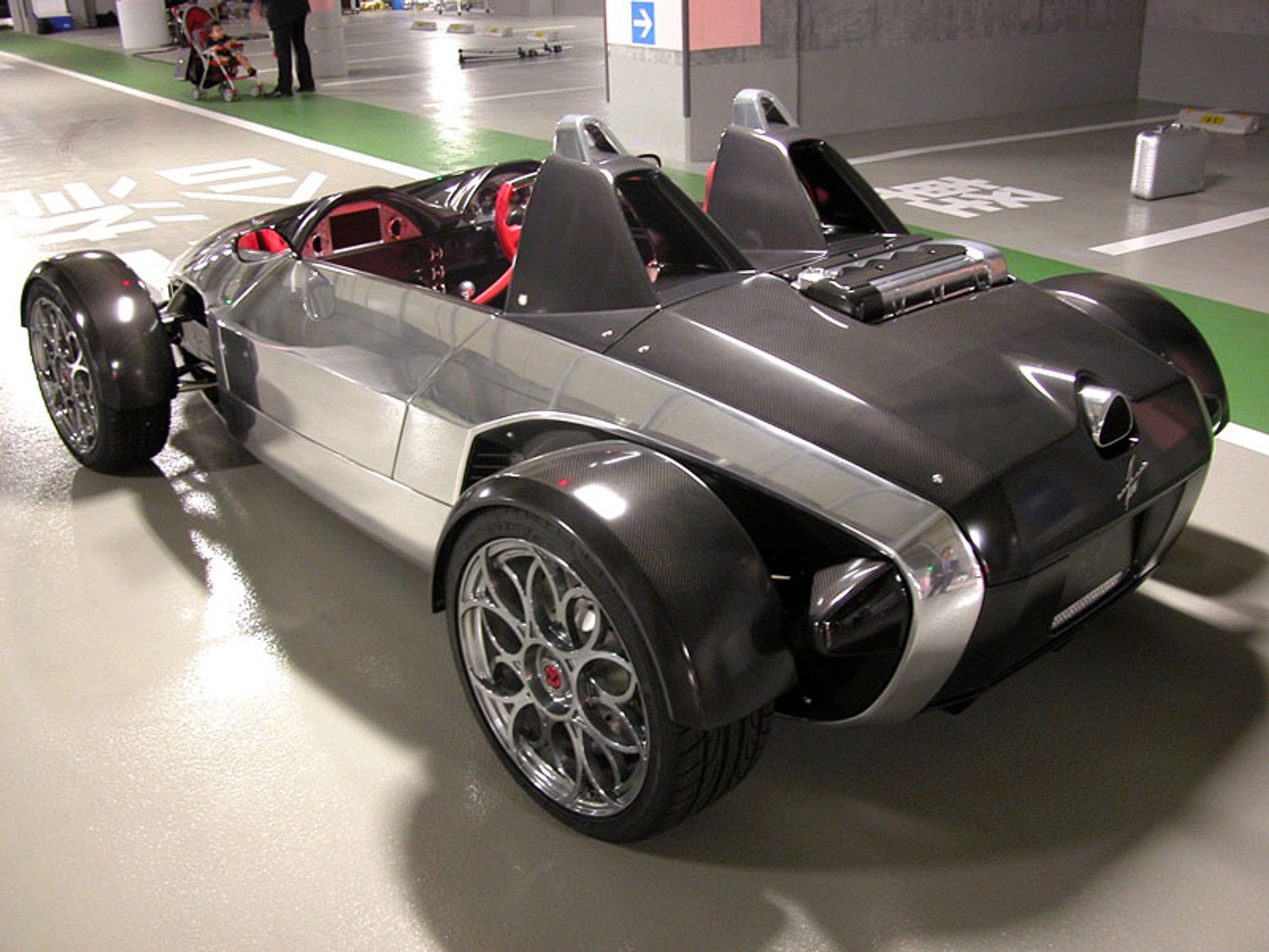 K.O7 – Ariel Atom po japońsku