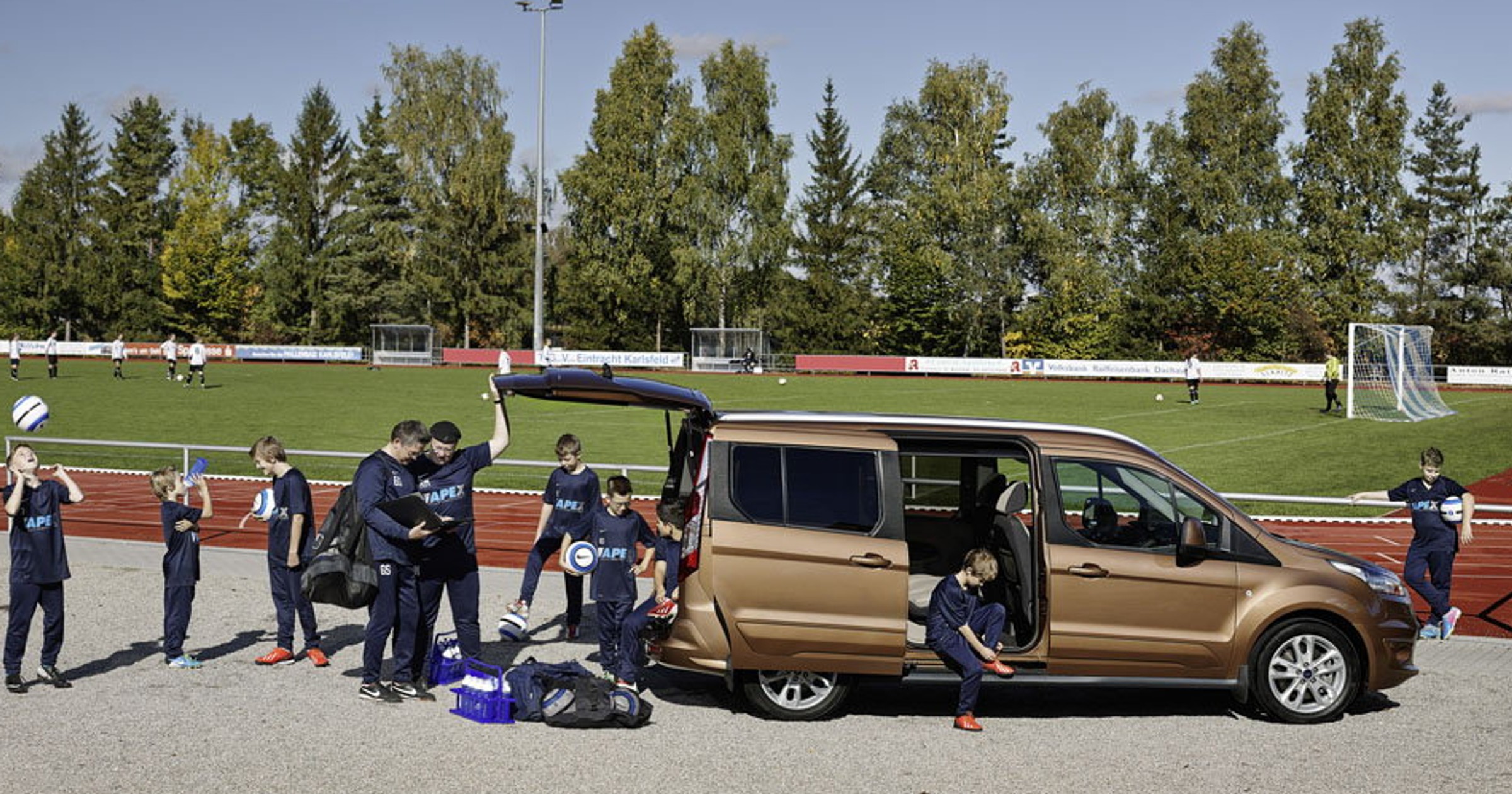 Ford-TourneoConnect_02