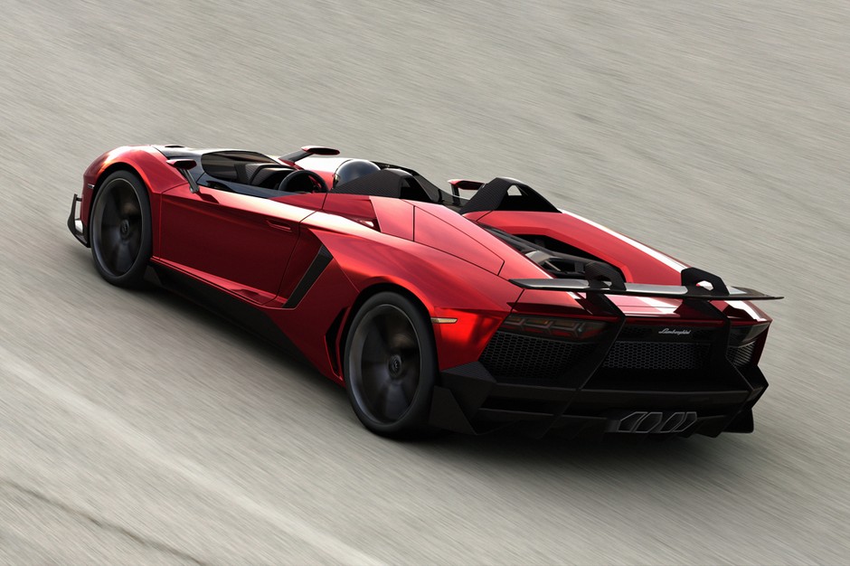 Lamborghini Aventador J: drogowy myśliwiec