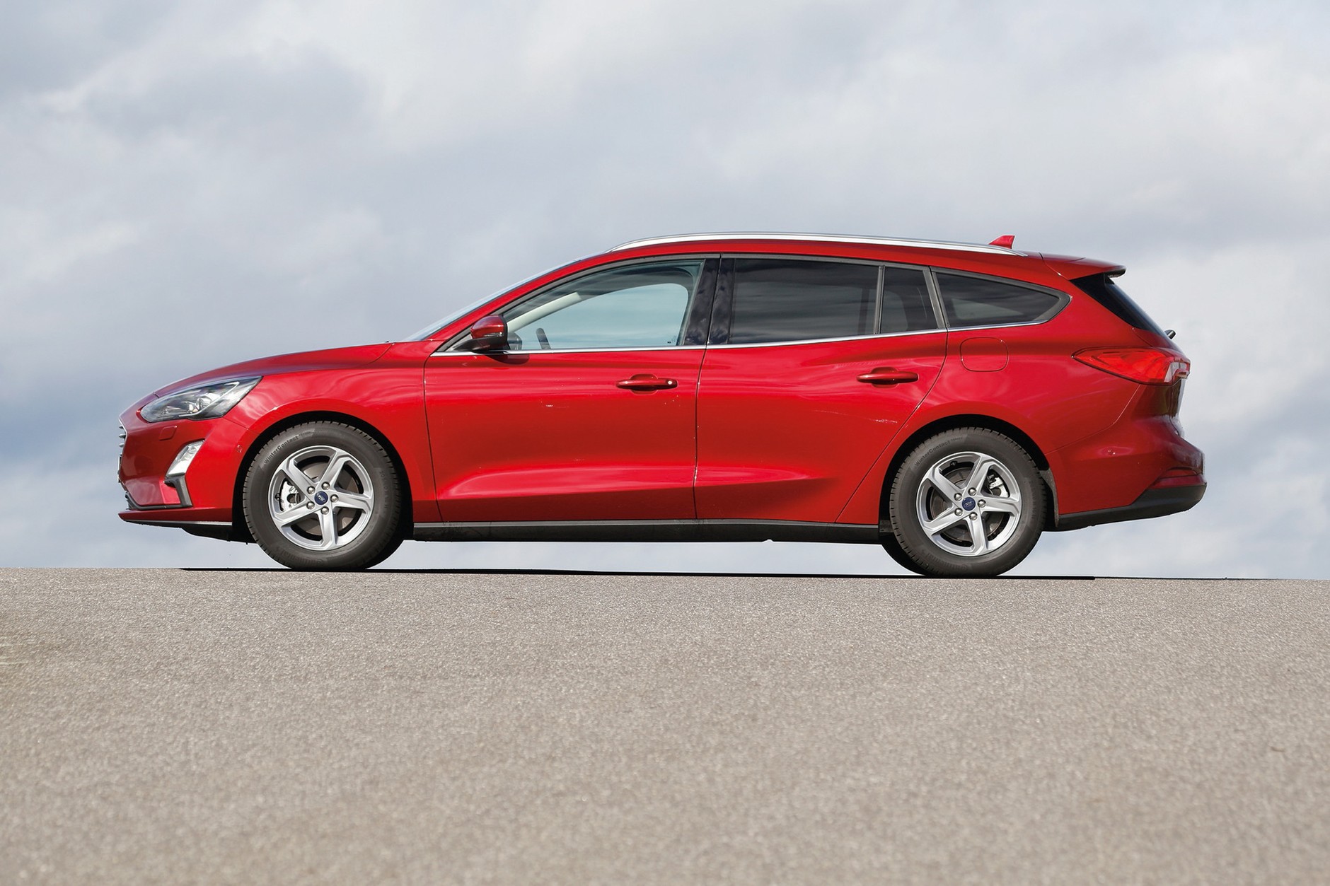 Porównanie: Ford Focus, Kia Ceed, Seat Leon