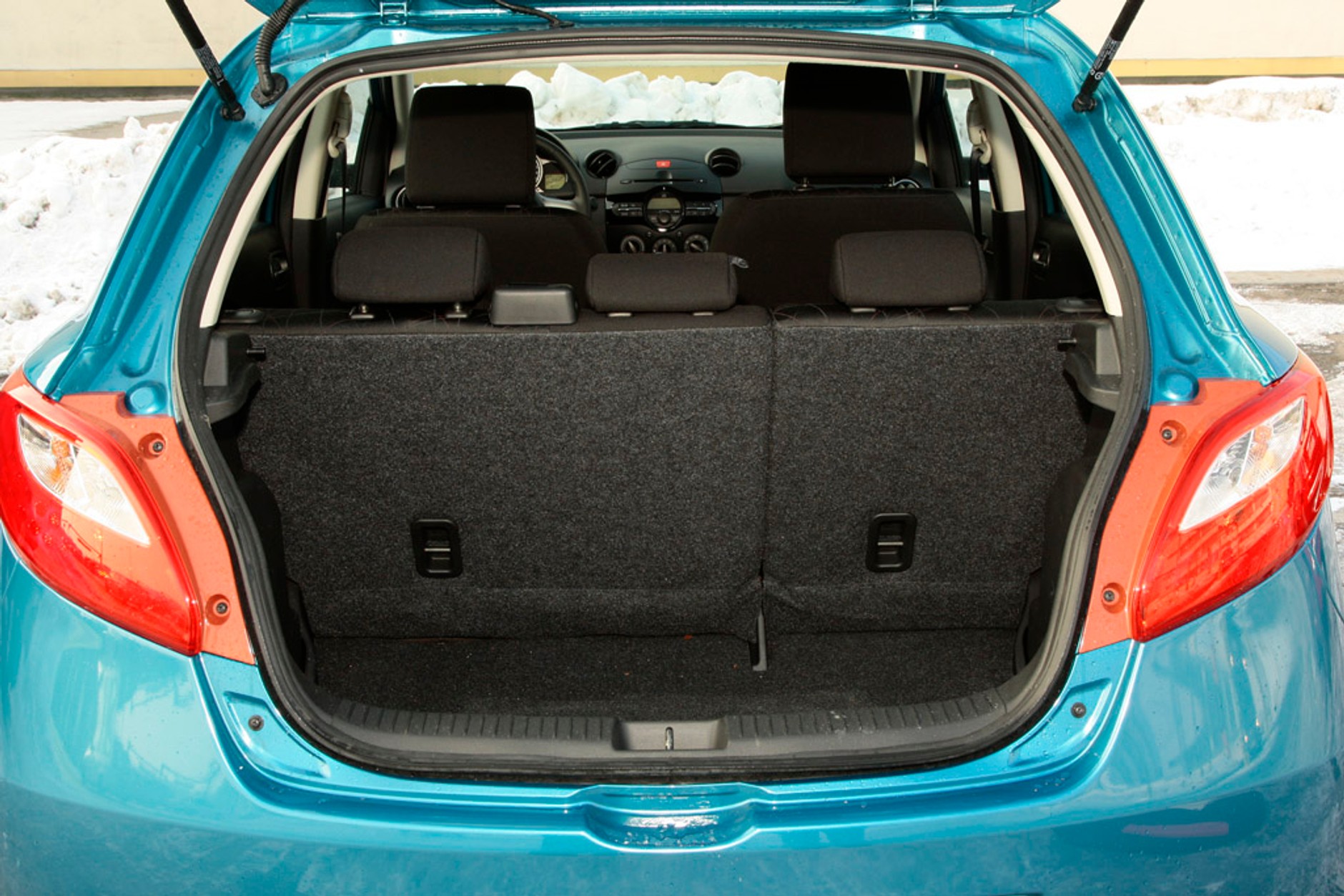 Mazda 2 1.5 AT: przez miasto bez zbędnego wysiłku