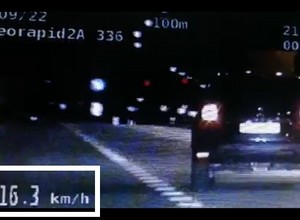 Popełnił dwa wykroczenia i stracił prawo jazdy. Wystarczyło 18 sekund [WIDEO]