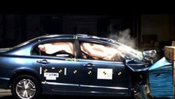 EuroNCAP: Honda Civic Hybrid na cztery gwiazdki