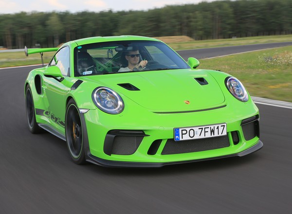 Porsche 911 GT3 RS - czysty obłęd