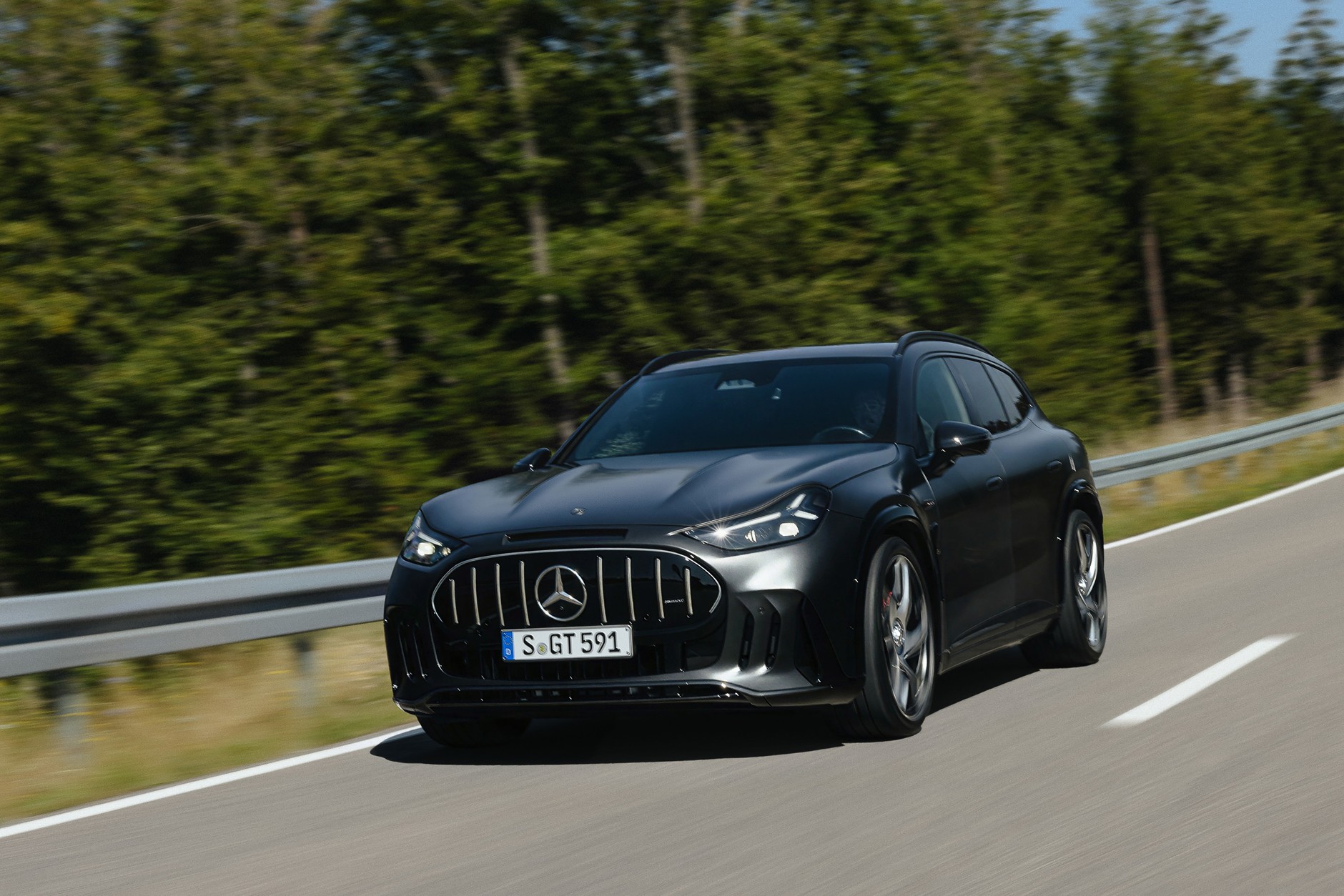 Mercedes-AMG GT SUV 2026