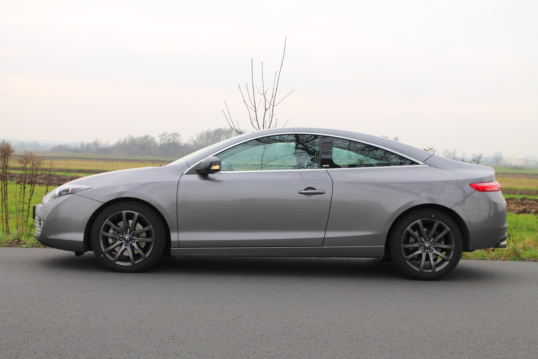 Renault Laguna Coupe