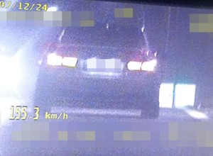 18-latka jechała trzy razy szybciej, niż wolno. Prawo jazdy miała cztery miesiące
