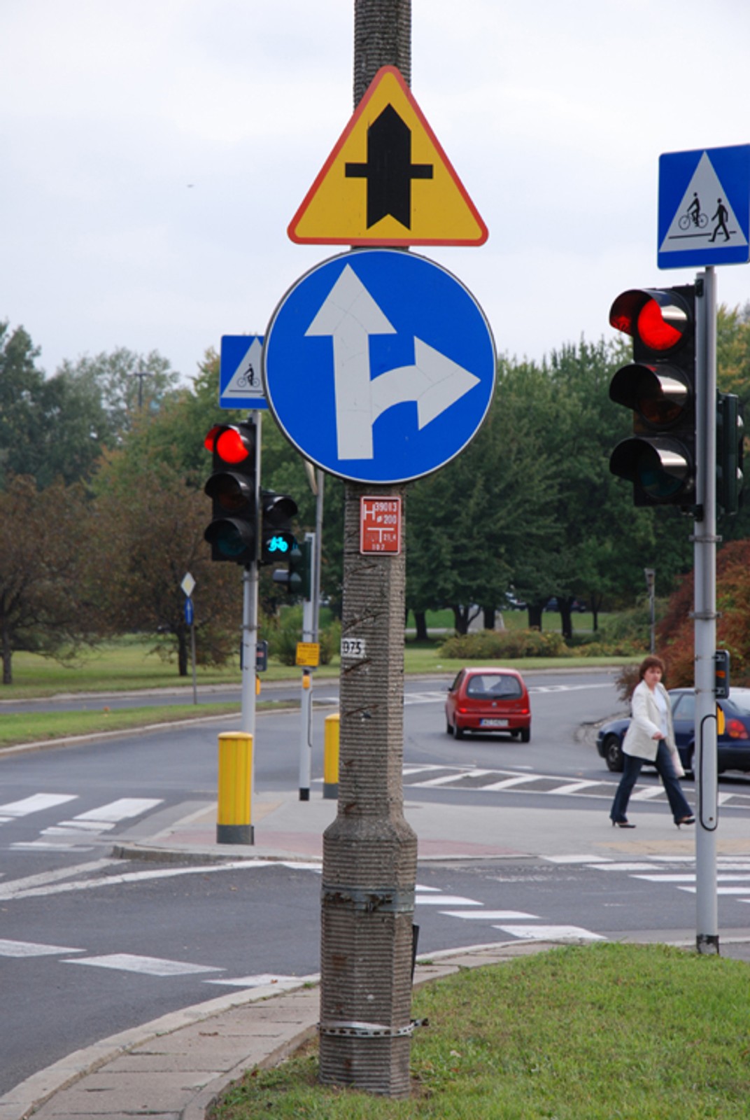 Uwaga Absurd - szukamy fatalnie oznaczonych dróg. Weź udział w naszej akcji