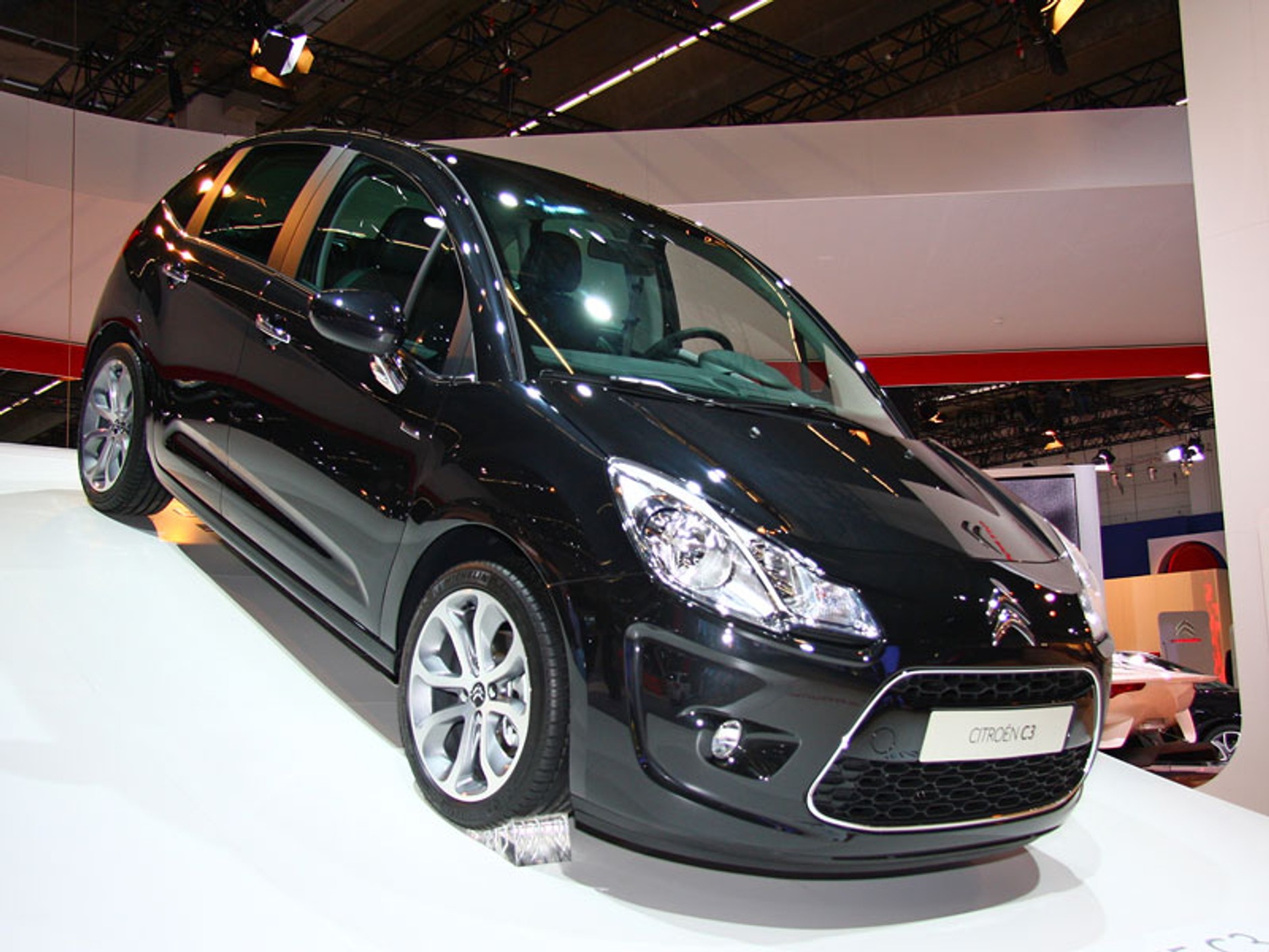IAA Frankfurt 2009: Citroën C3 – pierwsze wrażenia (fotogaleria)