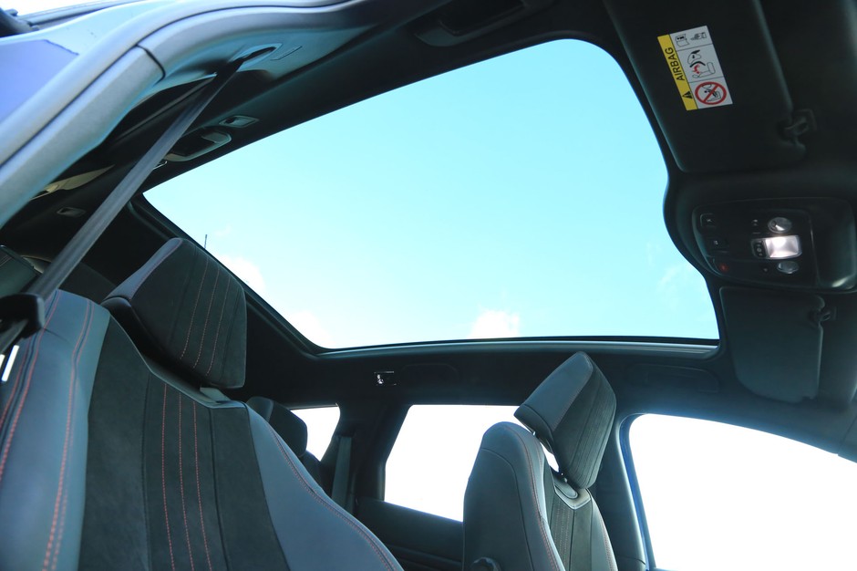 Peugeot 308 SW GT - niepozorne rodzinne kombi GT