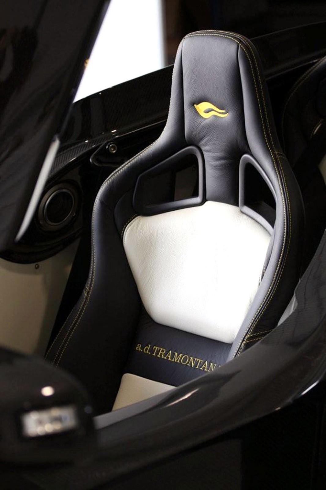 Genewa 2009: Tramontana R - rakieta na kołach