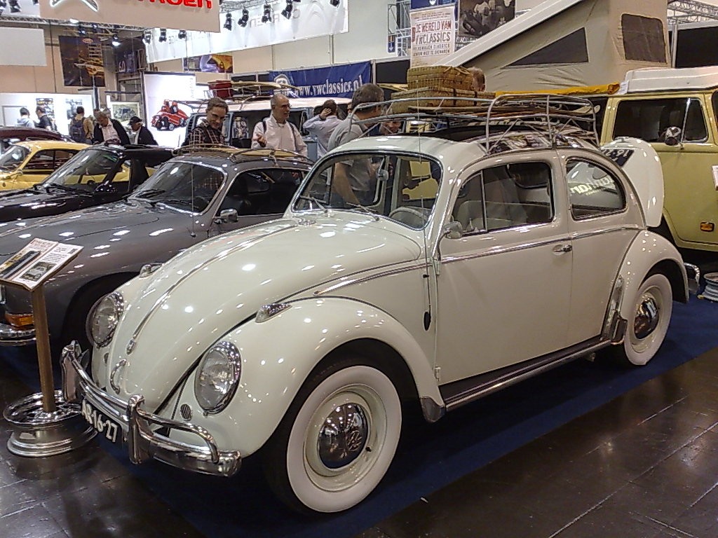 Techno-Classica Essen – oldtimery na salonie