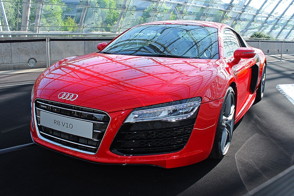 Audi R8
