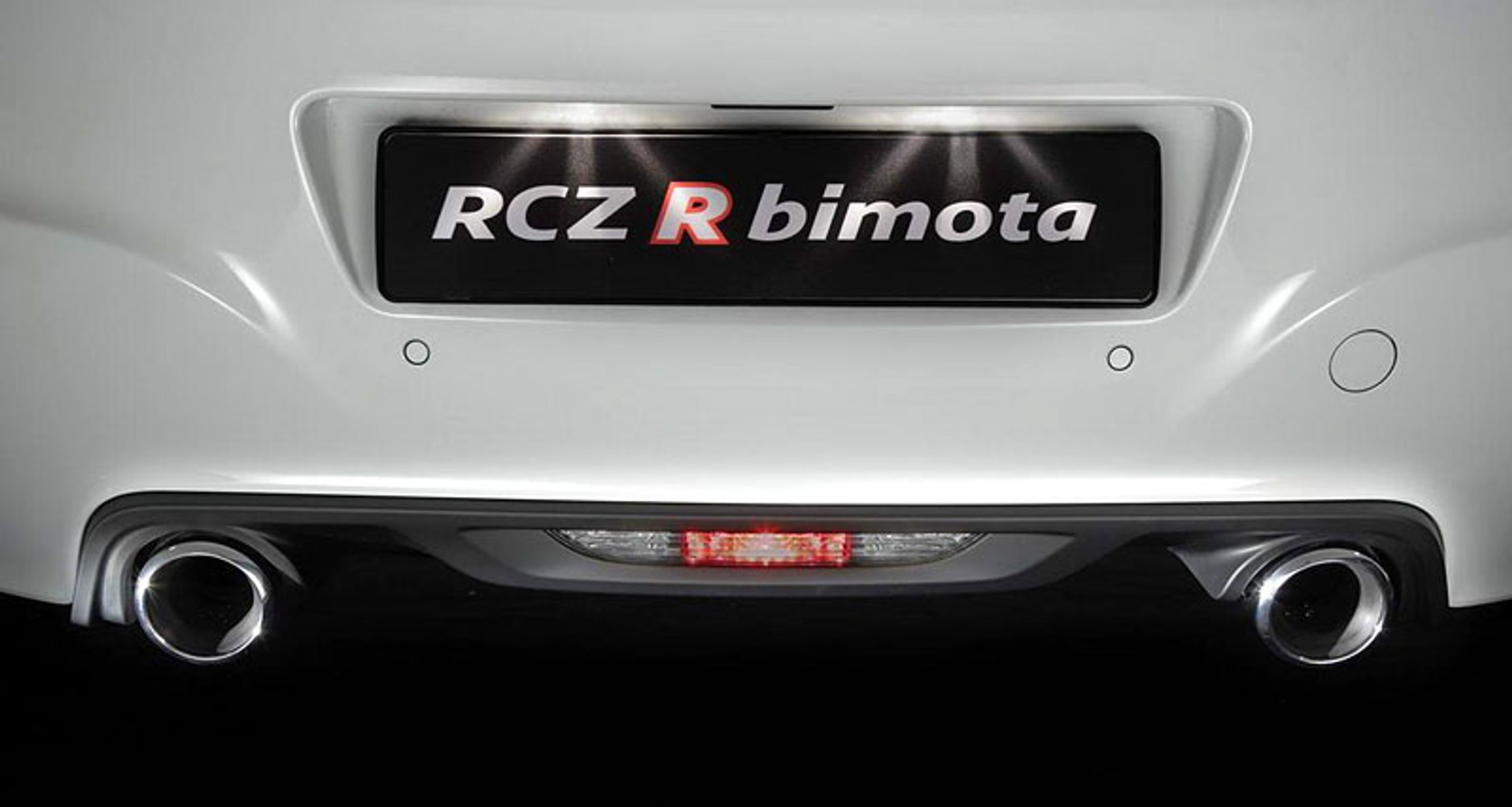 Peugeot RCZ R Bimota o mocy 305 KM