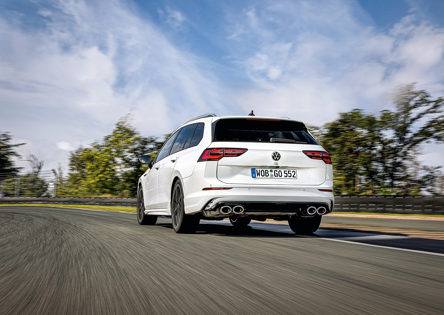 Volkswagen Golf R Variant (2021)