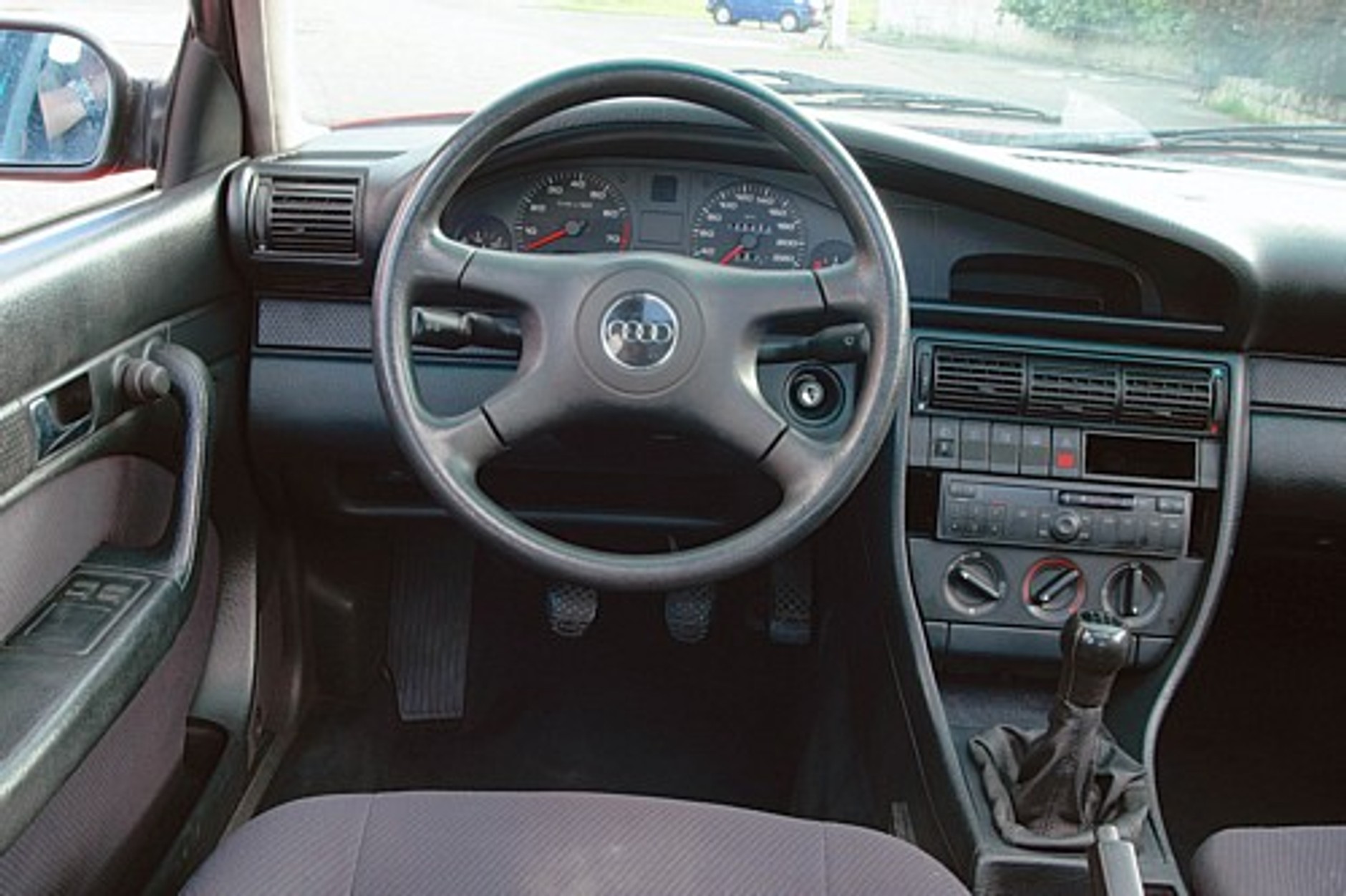 Audi 100 - Praktyczny i solidny