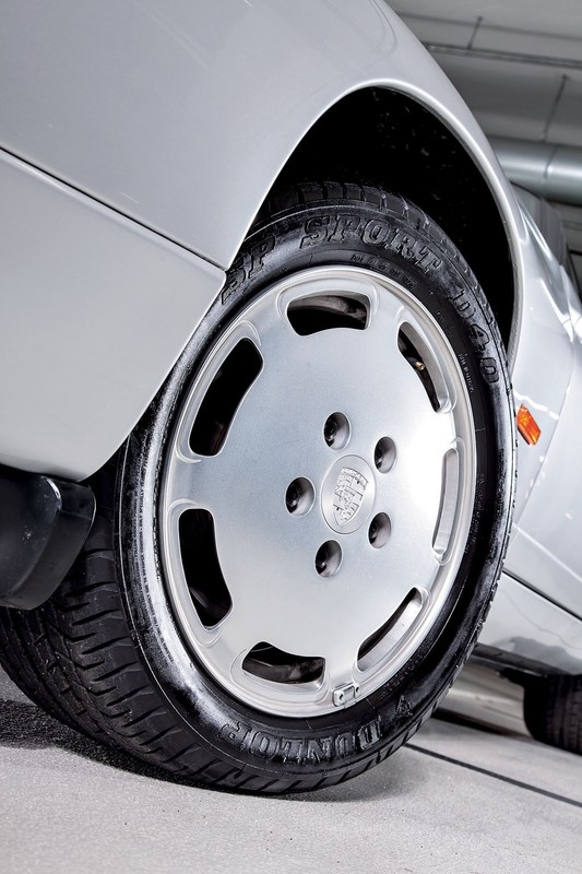 Porsche 928 Cabrio