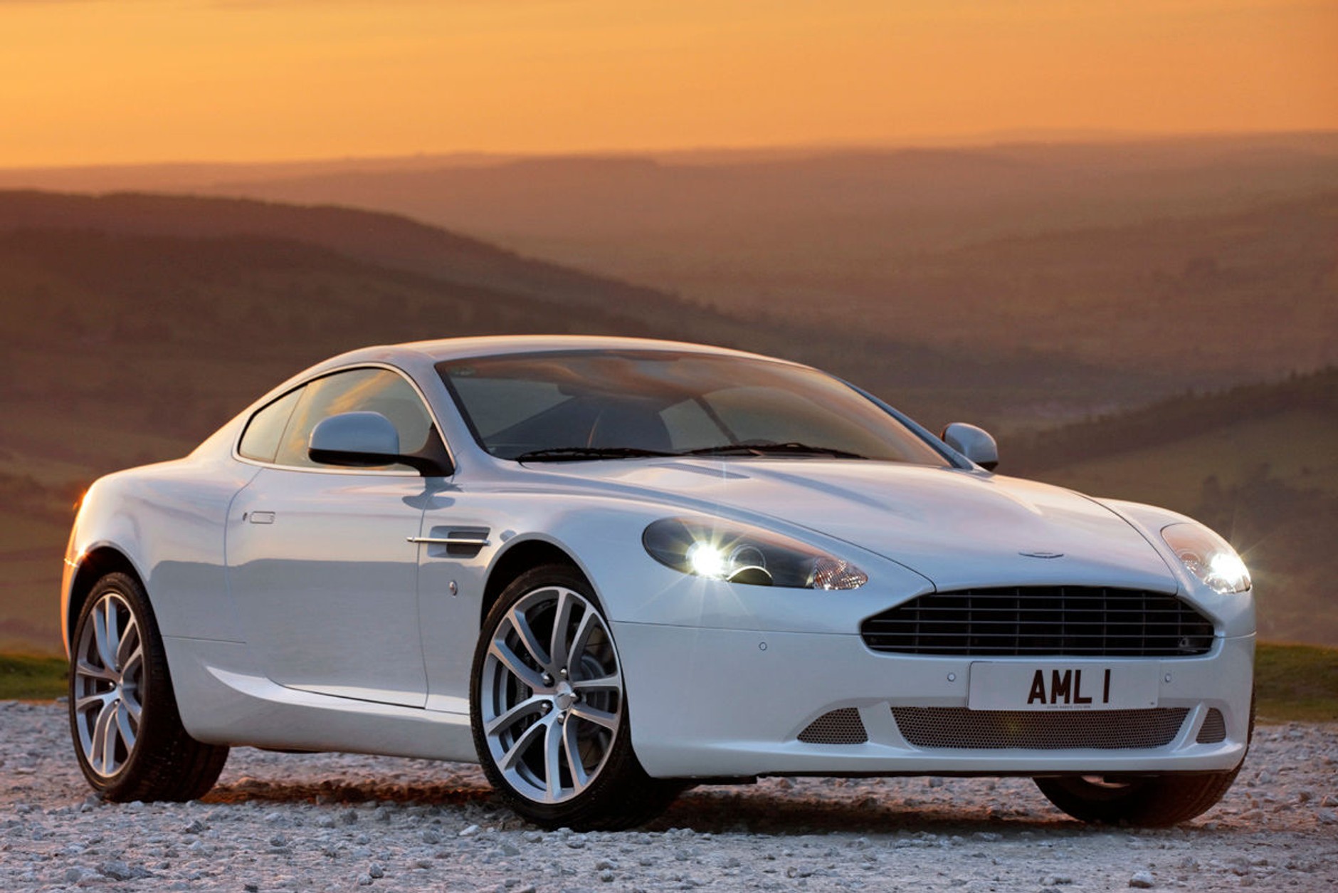 32 – Aston Martin DB9 (2004-16)