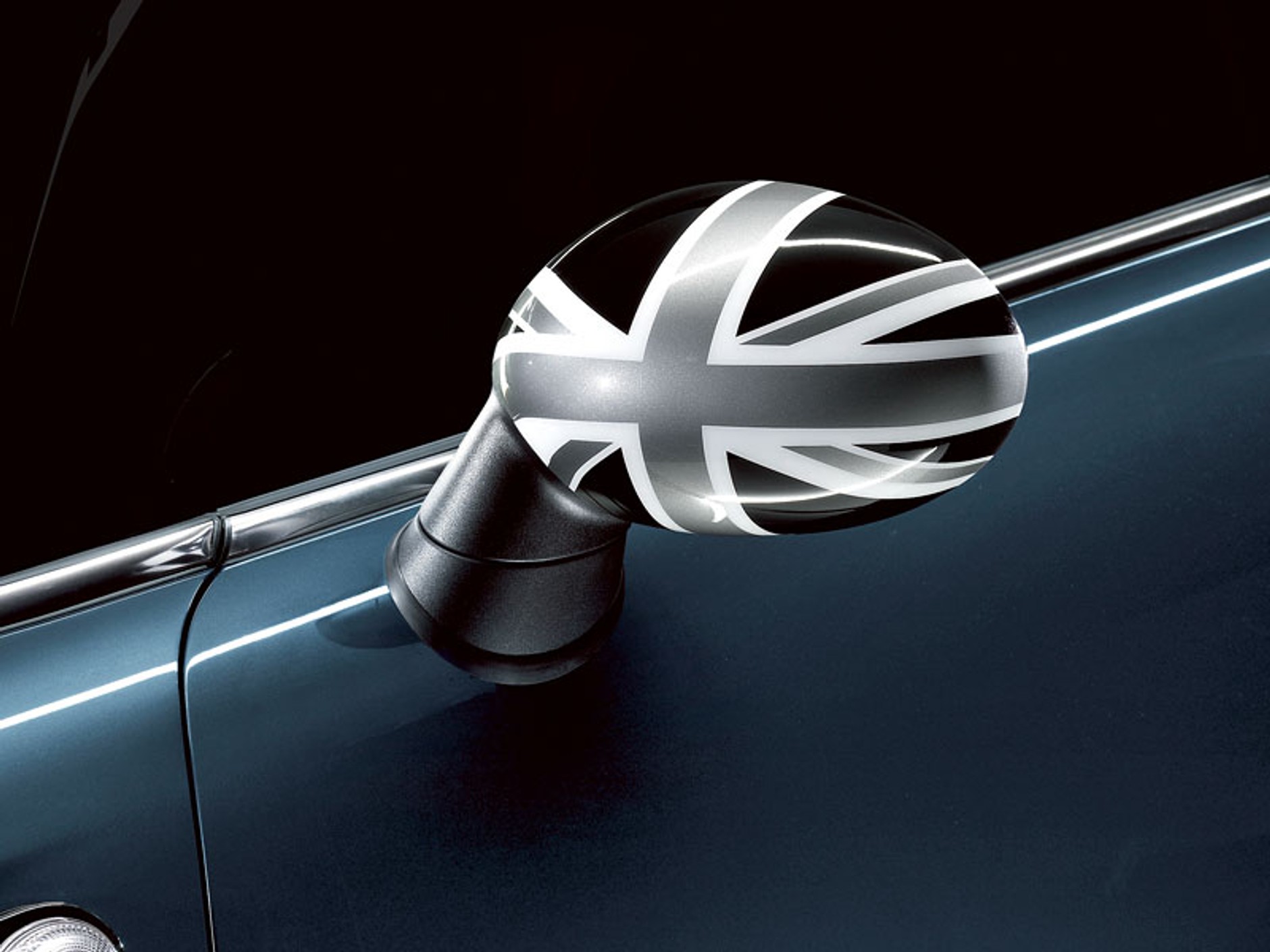 Detroit 2009: premiera światowa Mini Cabrio