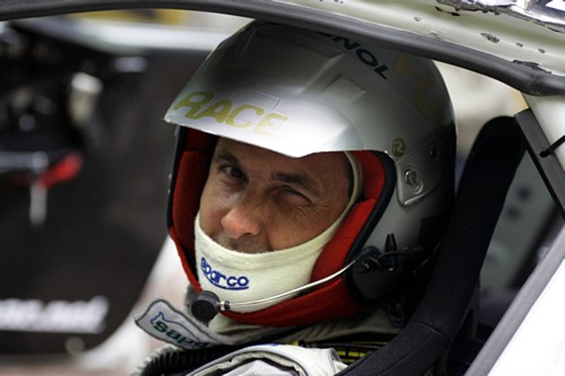 Narciarski oes w środku lata