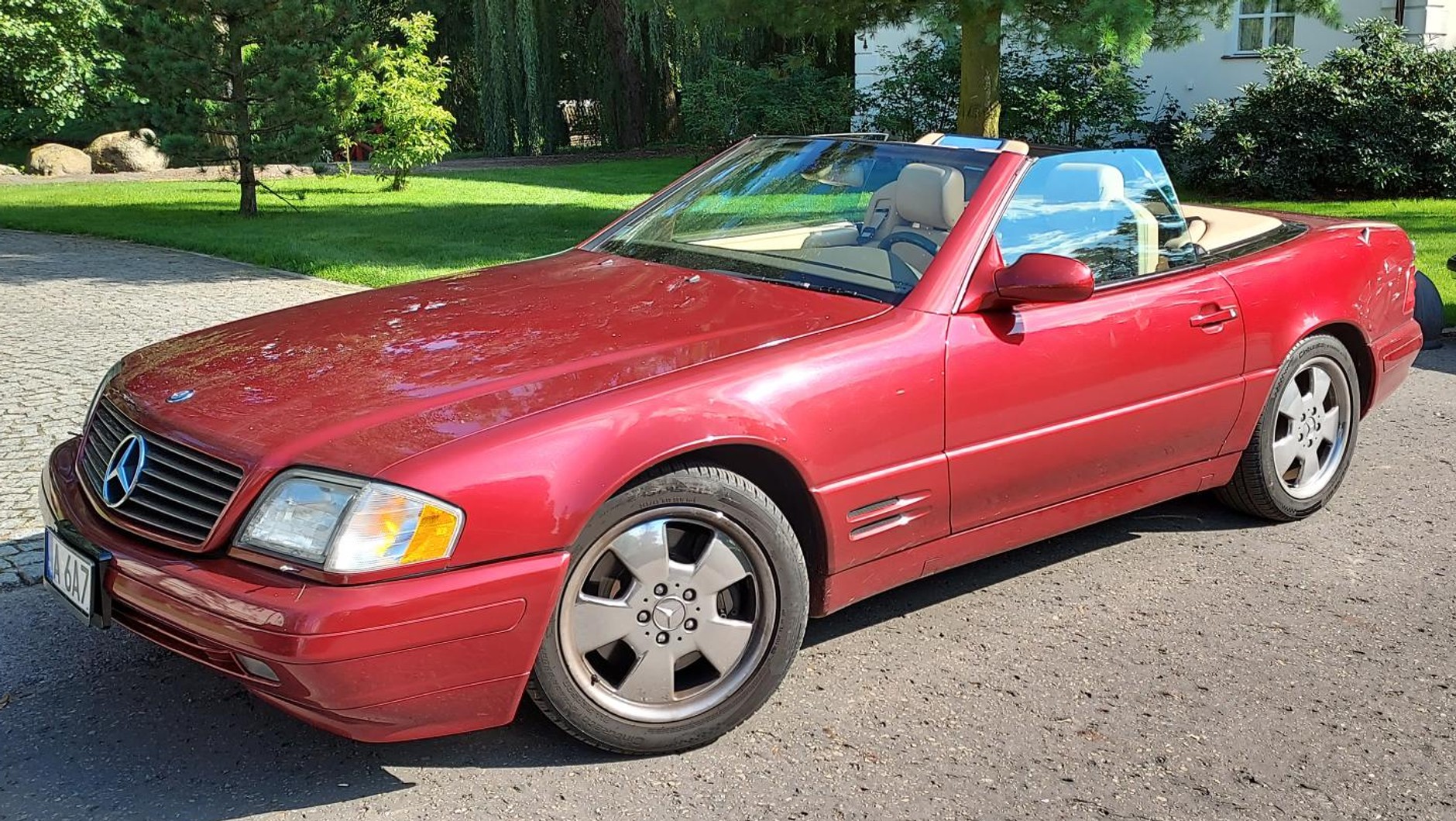 Mercedes R 129