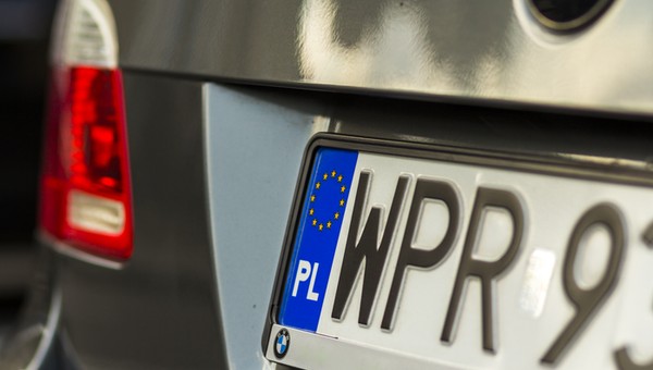 Pytamy o polskie tablice rejestracyjne. W tym quizie 12/15 to dobry wynik. Jest trudno