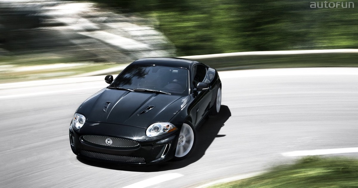 Jaguar XKR