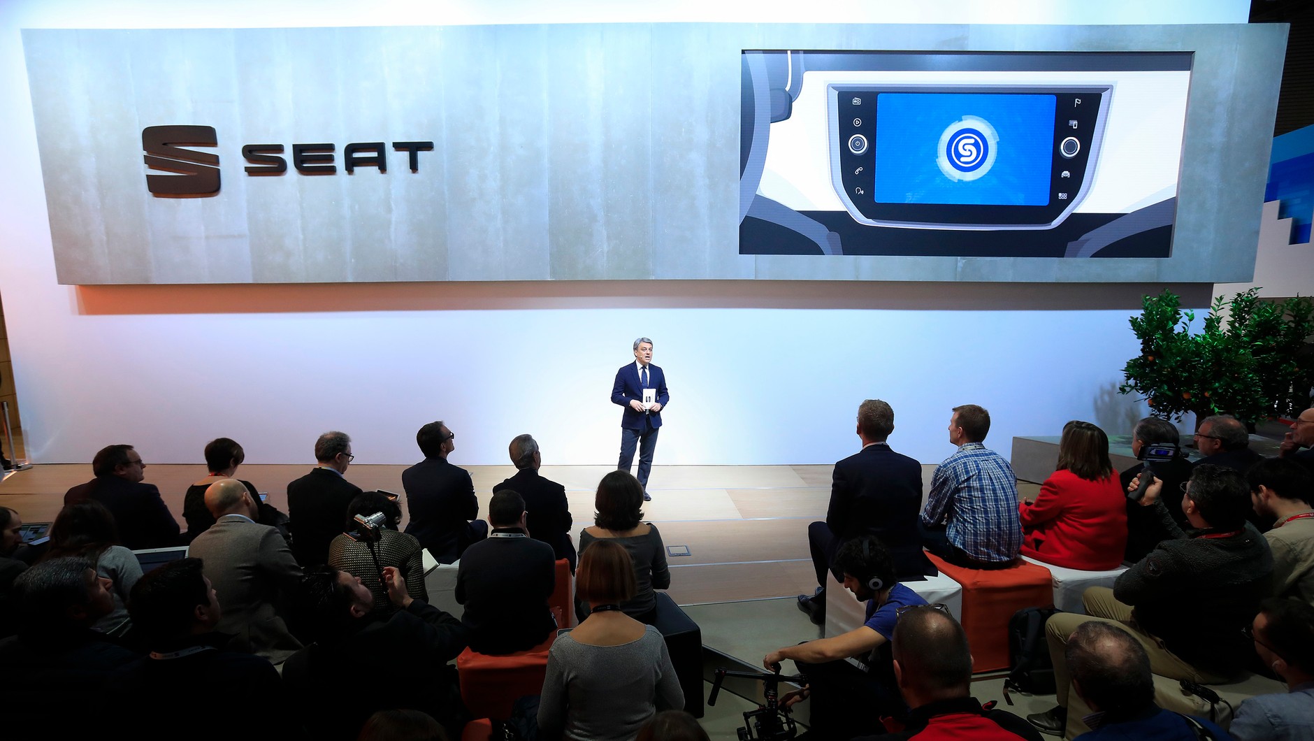 Seat podczas MWC w Barcelonie zapowiedział debiut aplikacji Shazam do rozpoznawania muzyki