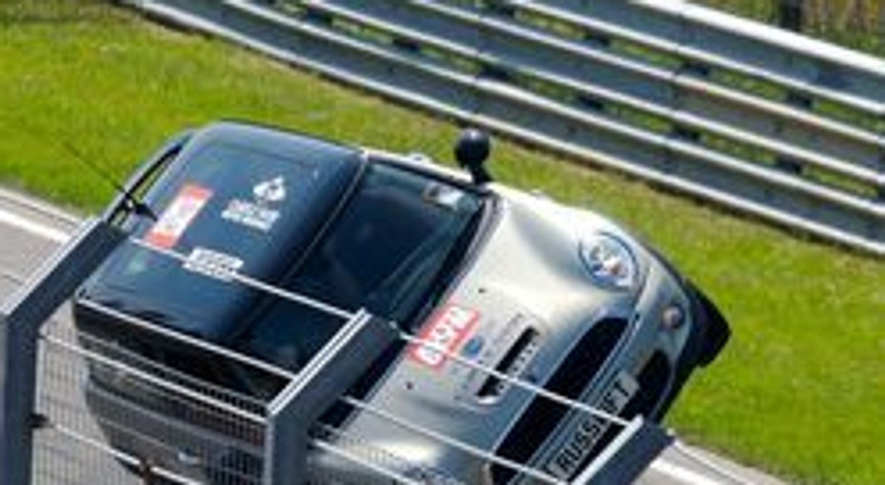 Mini: ponad osiem tysięcy fanów w Amsterdamie