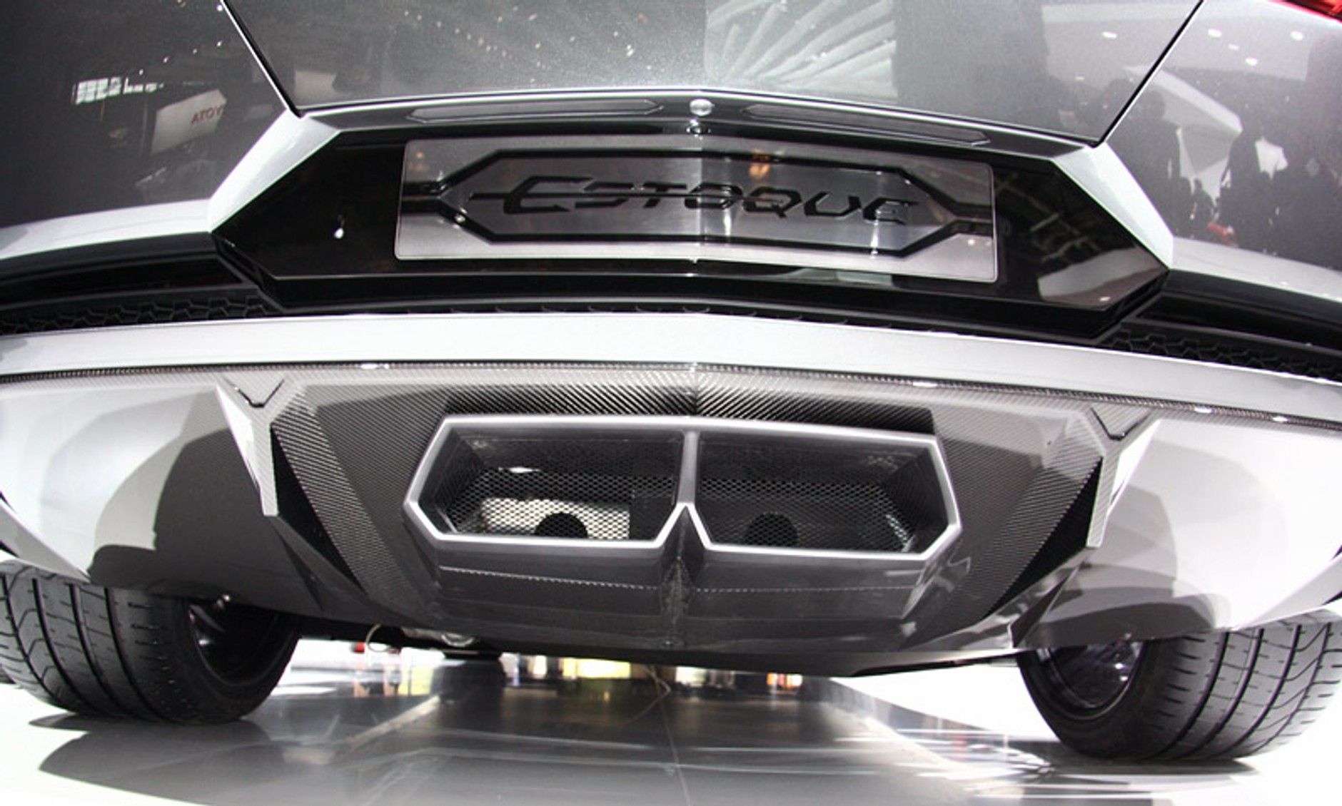 Paryż 2008: Lamborghini Estoque – co najmniej cztery lata do rozpoczęcia produkcji