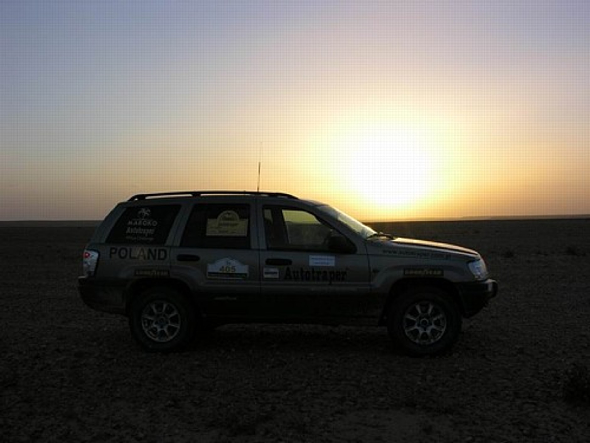 Mistrz 4x4 na piaskach Sahary