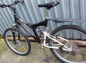 Wymyślili koszmarną zabawę z rowerzystką. Kierowca w areszcie, grozi mu 12 lat więzienia