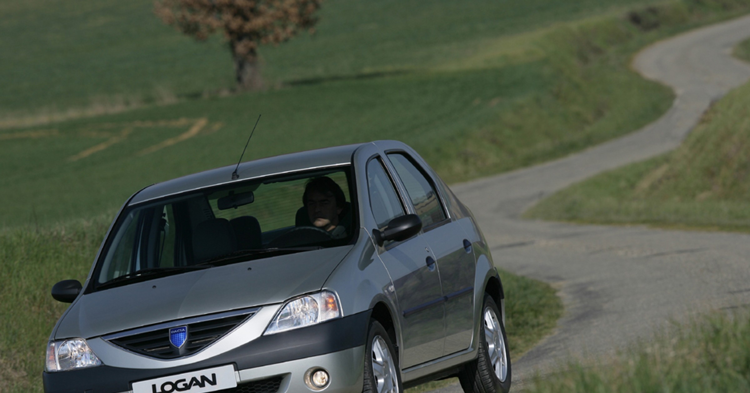 Dacia Logan - Idealna na polskie drogi