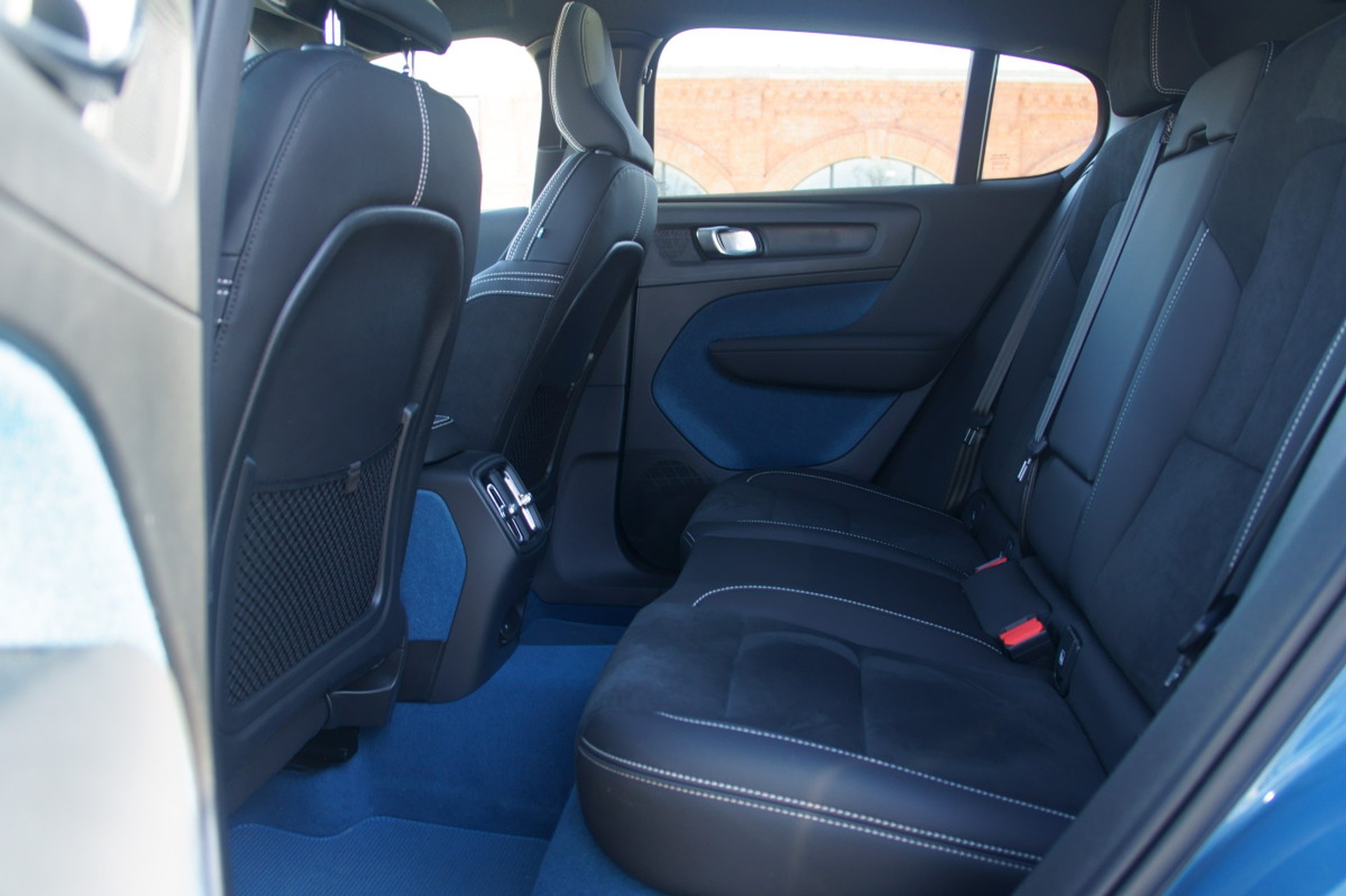 Volvo C40 Recharge P8