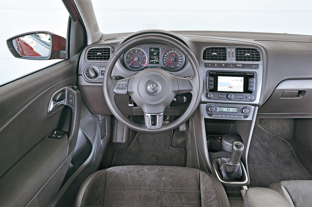 Z małych ścigaczy wiele radości - Prównanie: Volkswagen Polo kontra Seat Ibiza, Renault Clio i Mazda 2