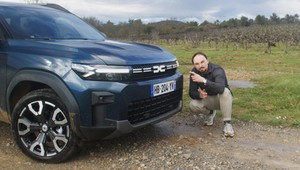 Jeździłem europejskim pogromcą chińskich SUV-ów. Dacia ma asa w rękawie
