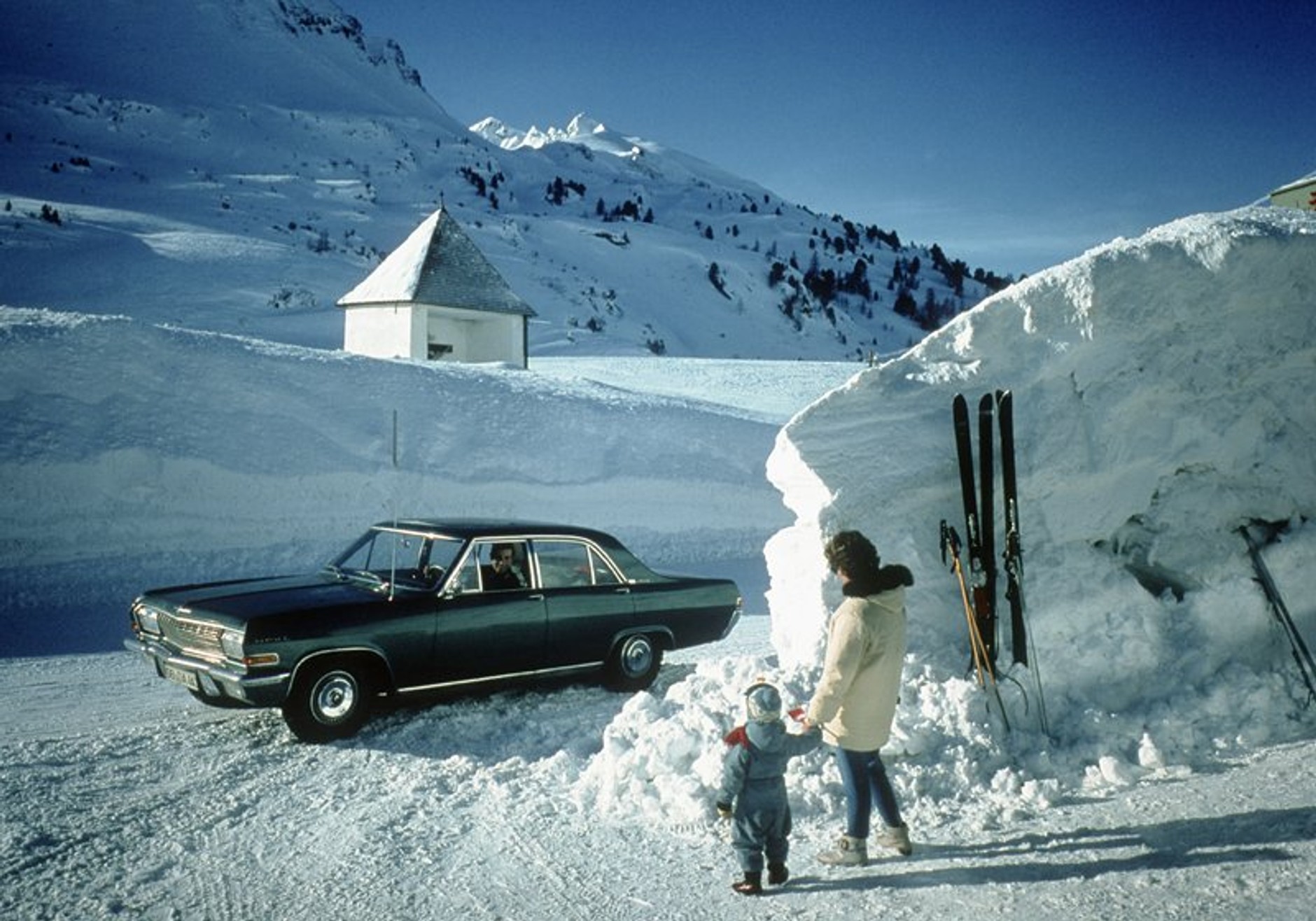 Opel: zimowe plenery