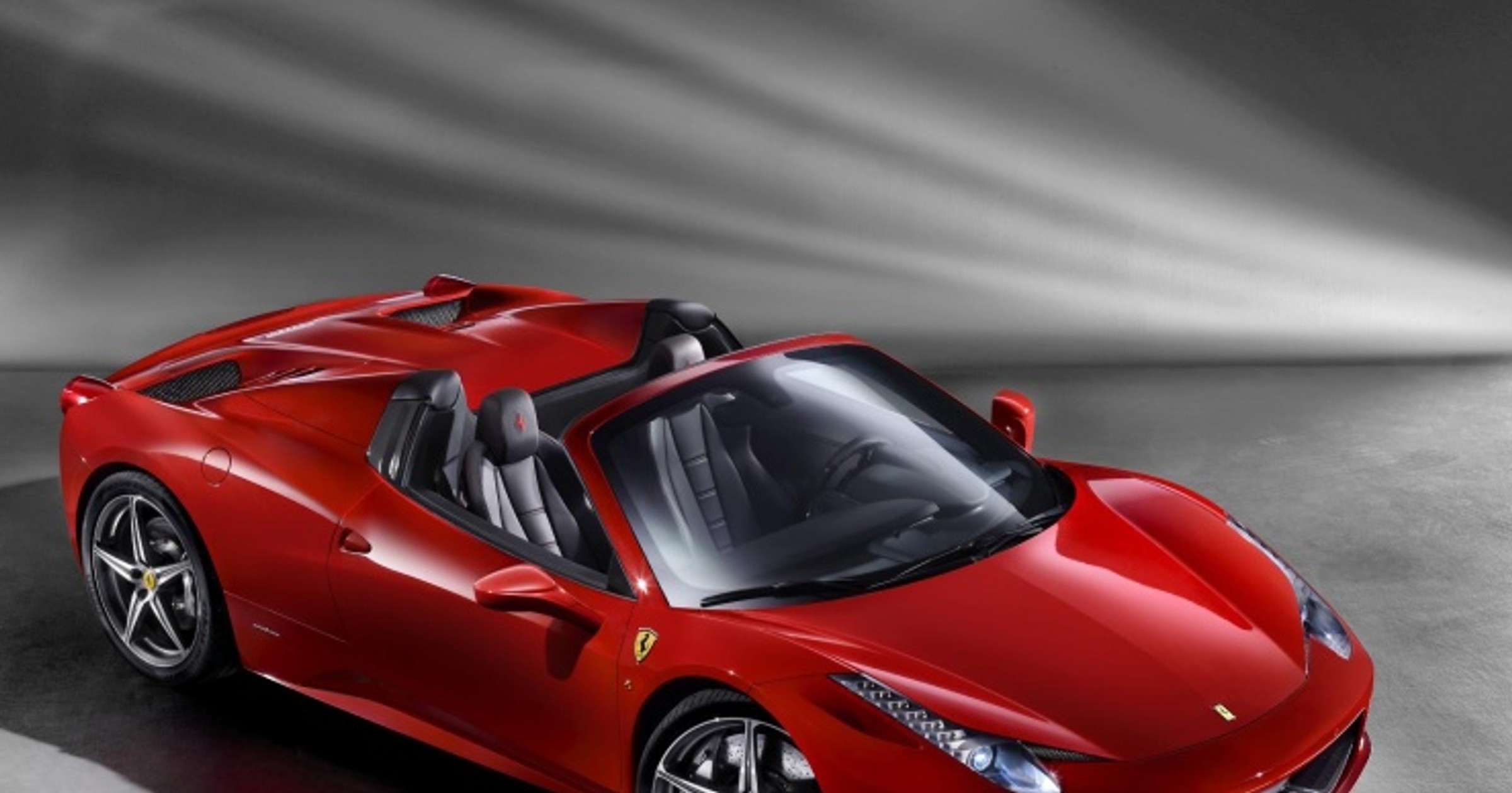 Ferrari 458 Spider z zaskakującym dachem