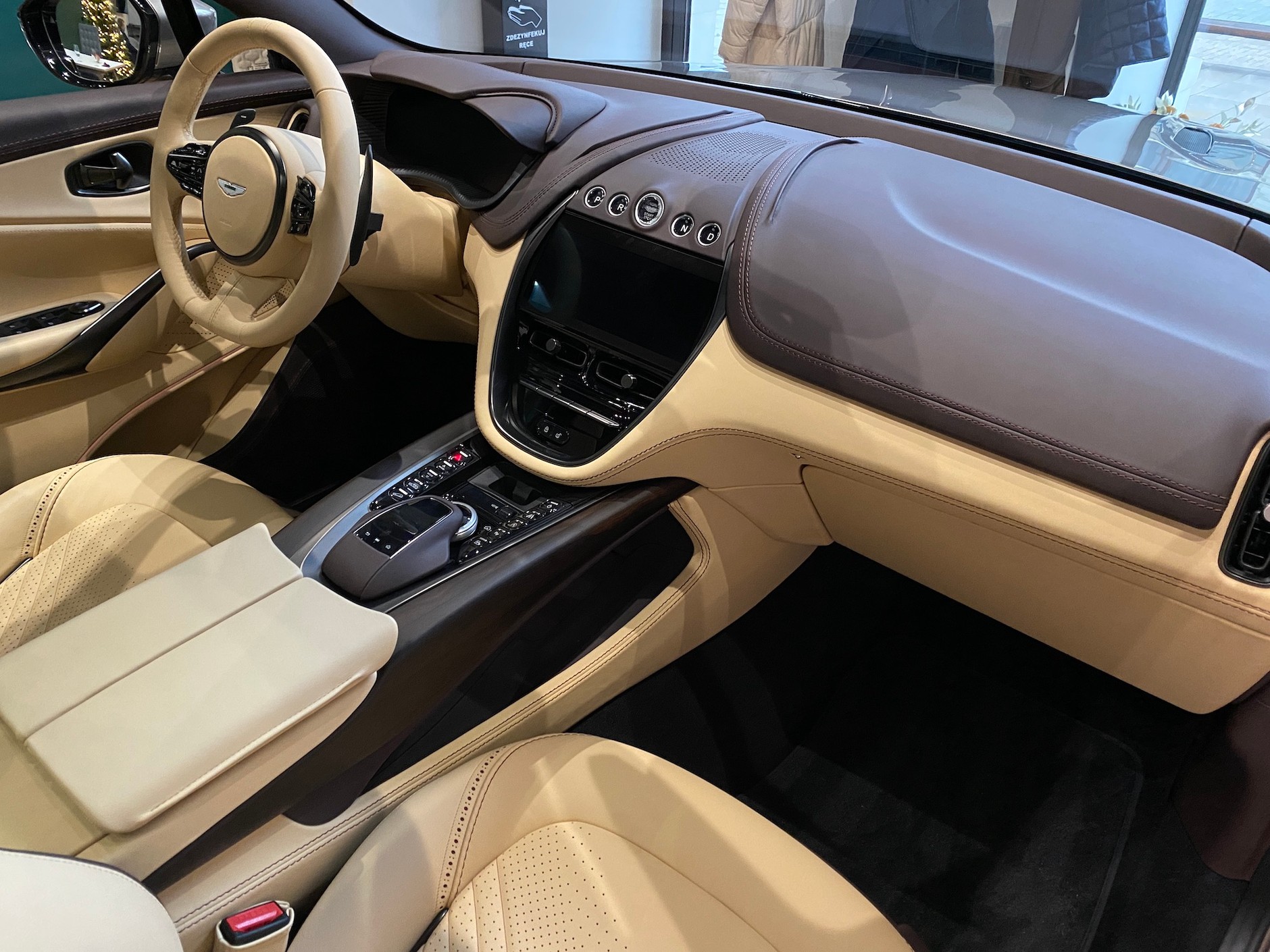 Aston Martin Warszawa