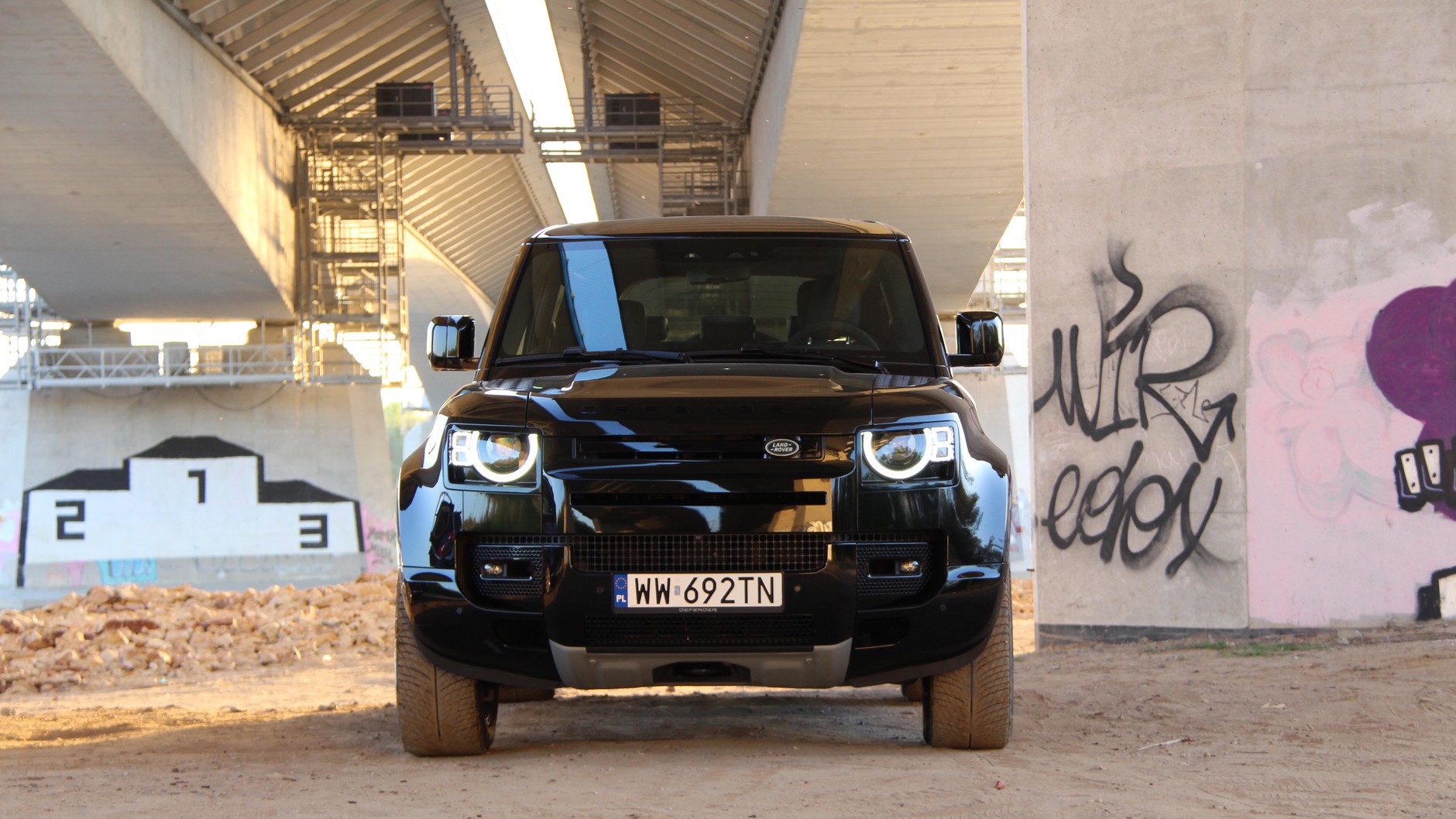 Land Rover Defender 90 V8