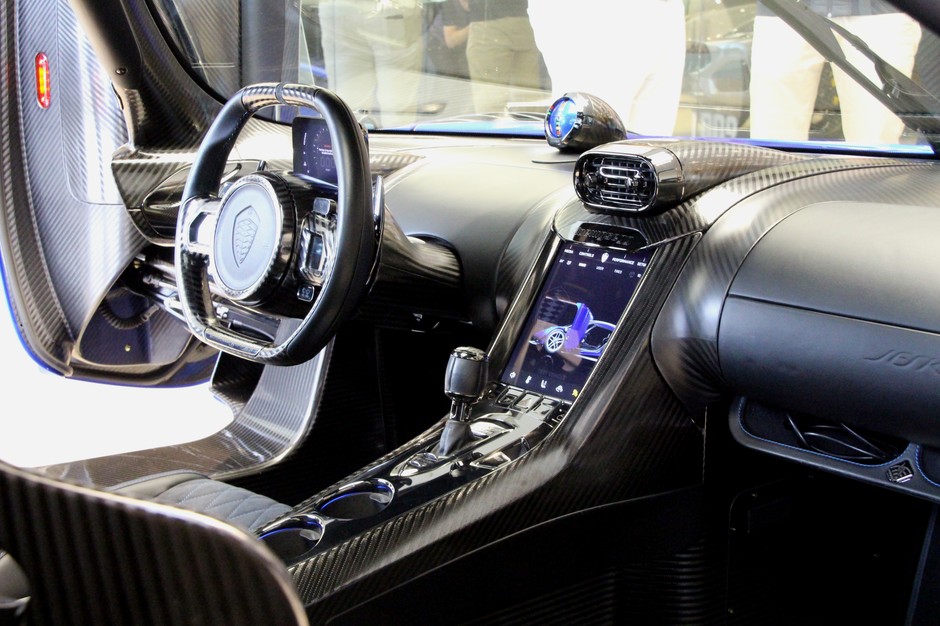 Koenigsegg Jesko Attack