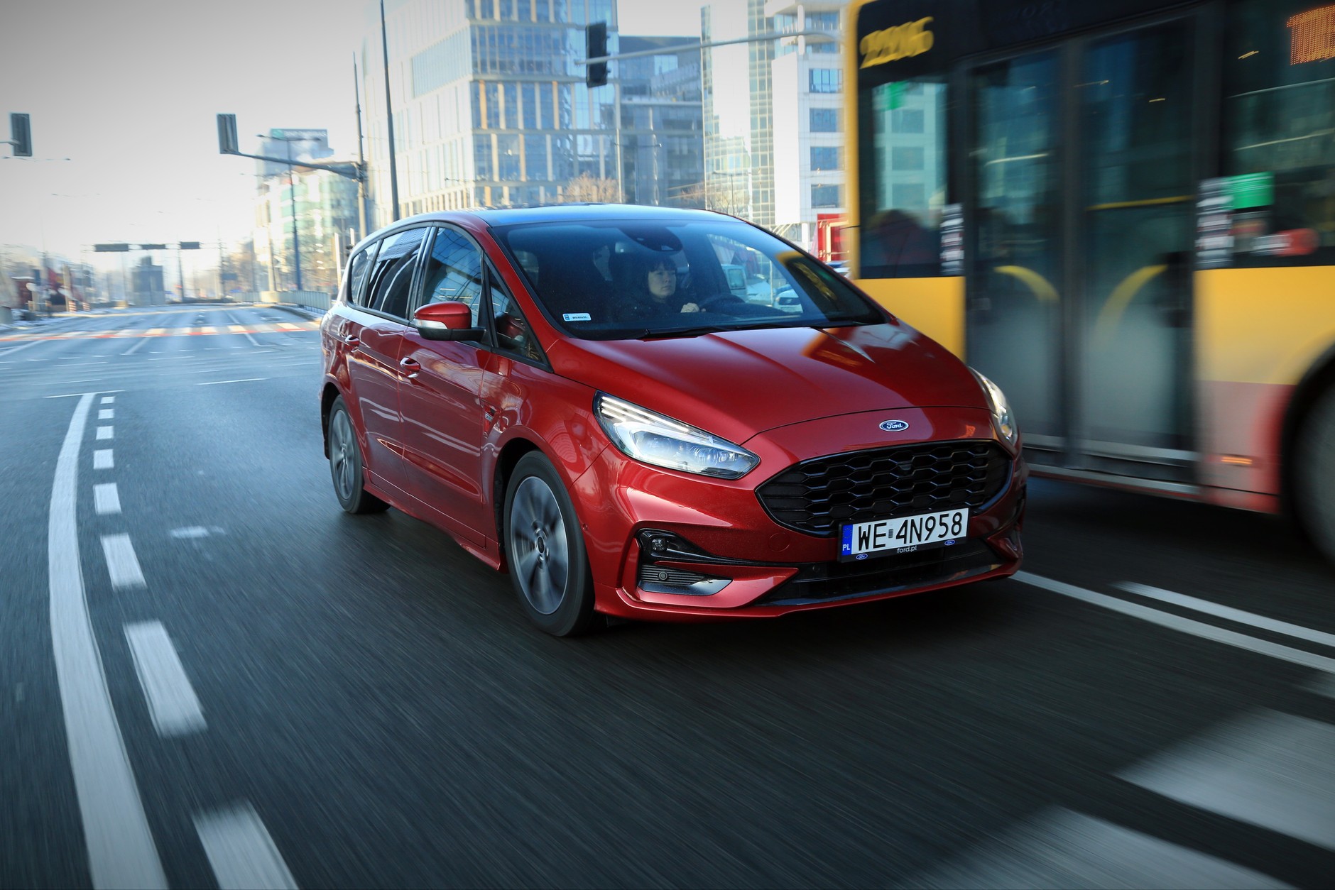 Ford S-Max 2.5 Hybrid eCVT 2021 II generacja po FL
