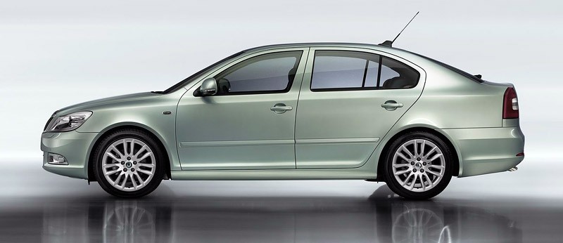 Paryż 2008: Škoda Octavia po liftingu już odkryta (fotogaleria)