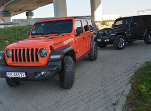 Jeep Wrangler Rubicon i Sahara - gdzie diabeł nie może, to...