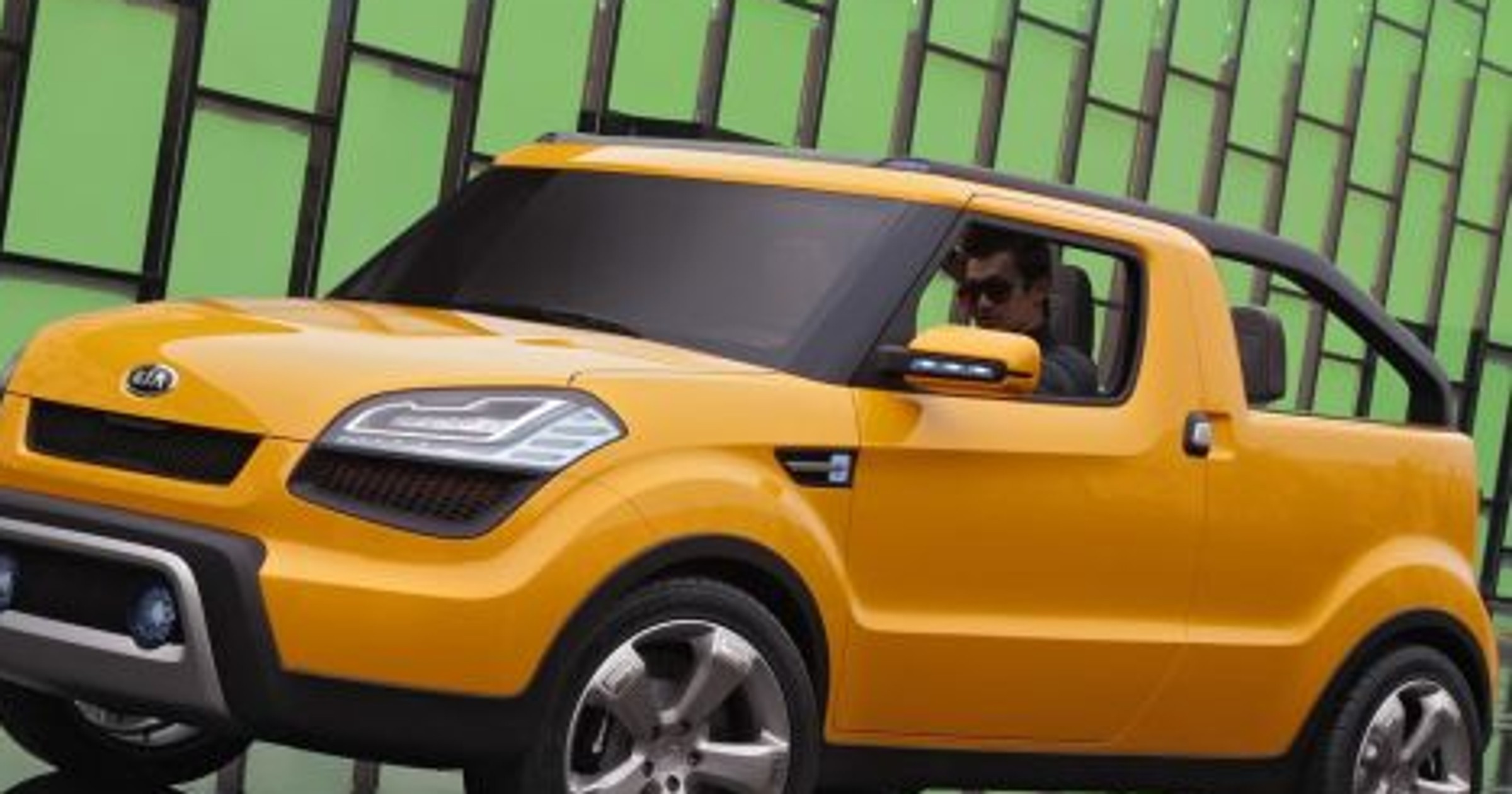 Kia Soulster - Pierwsze zdjęcie udanego crossovera Kii