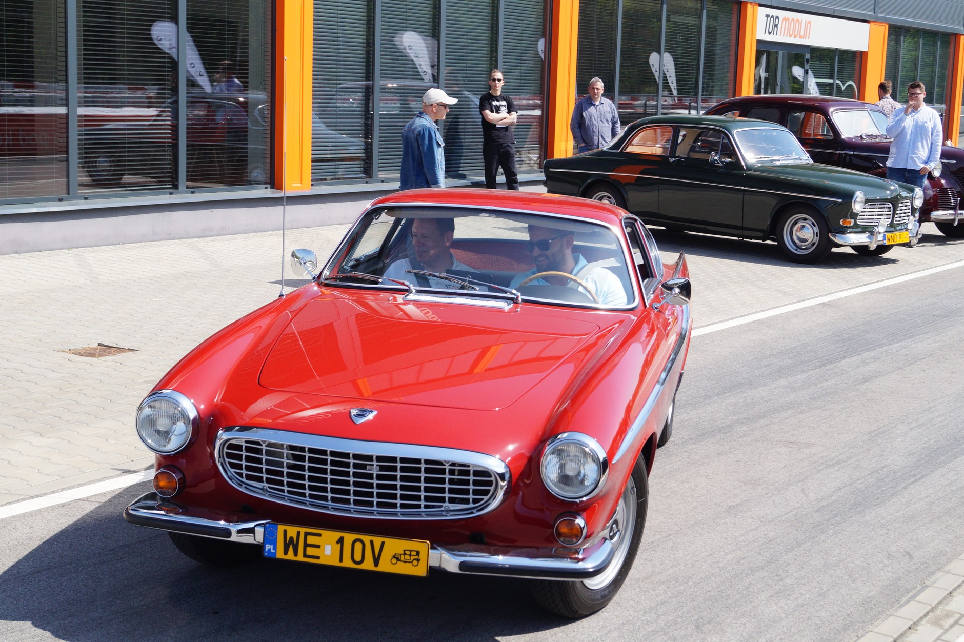 Volvo P1800