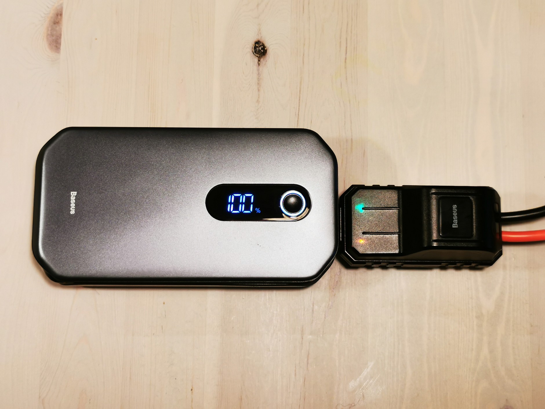 Baseus CRJS03-01 – powerbank z podłączonym modułem wysokoprądowym