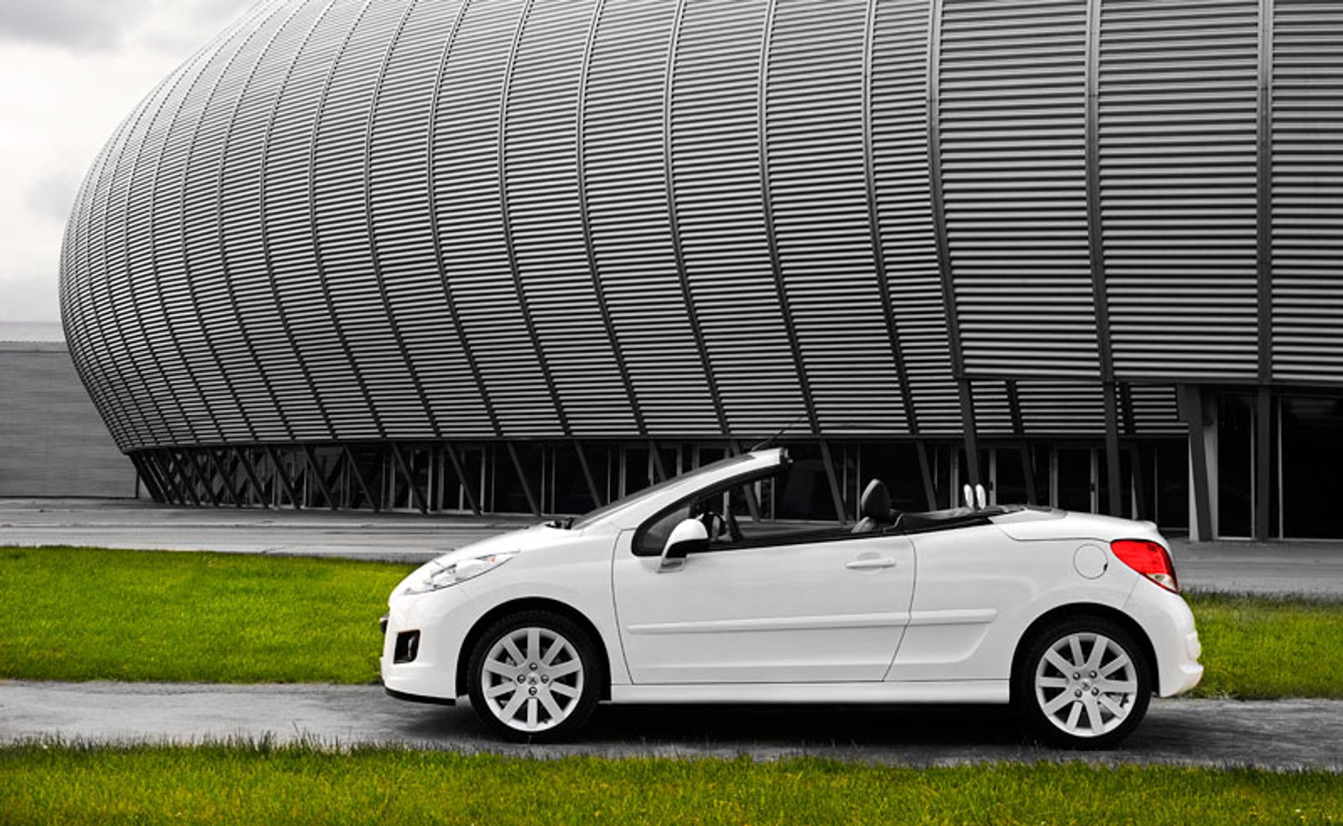 Peugeot 207 CC: świeży wiatr po faceliftingu